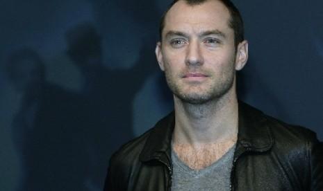 Jude Law Dikonfirmasi Berperan Sebagai Yon-Rogg