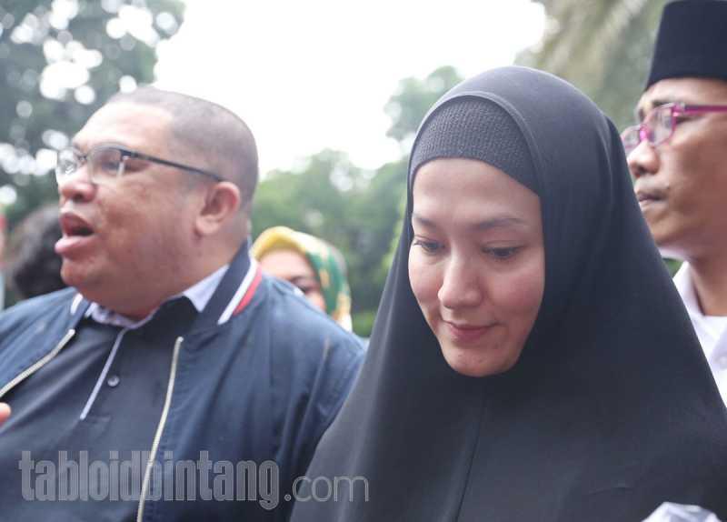 Jadi Tersangka, Lyra Virna : Saya hanya Minta Uang Dikembalikan