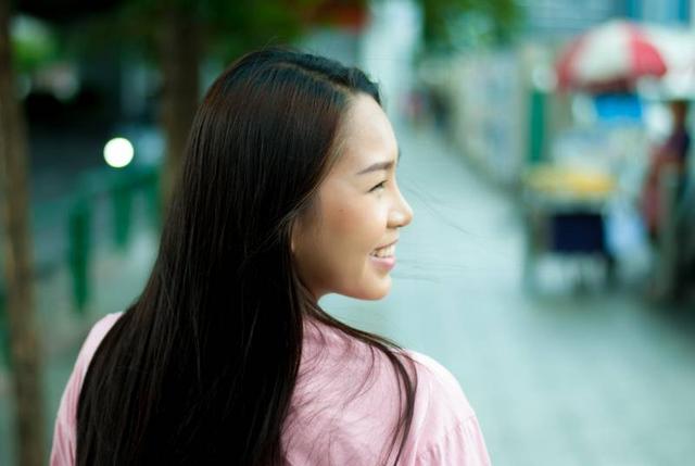 Malas Cuci Muka? Siap-siap Tertimpa 7 Masalah Wajah Ini!