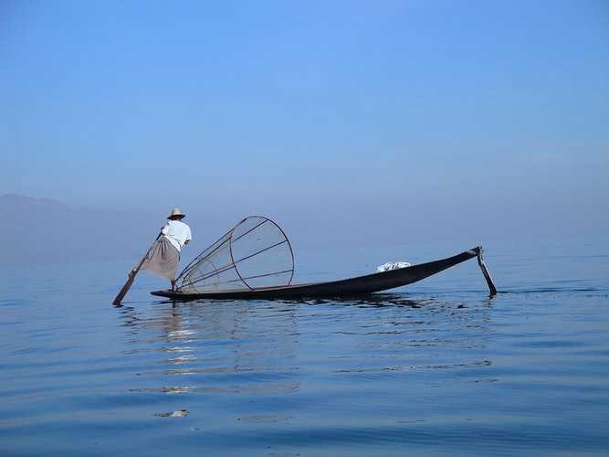 Studi: Selain Traveling, Memancing Juga Baik untuk Kesehatan Mental