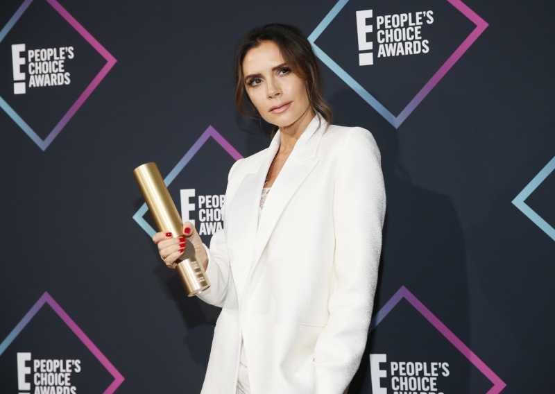 Victoria Beckham Dinobatkan Sebagai Ikon Fashion