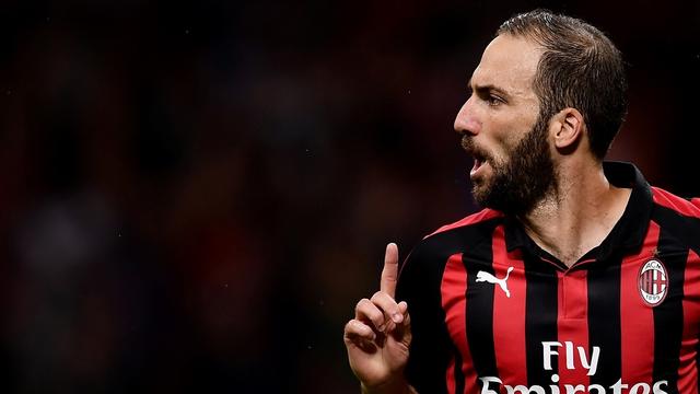 Resmi: Chelsea Pinjam Gonzalo Higuain