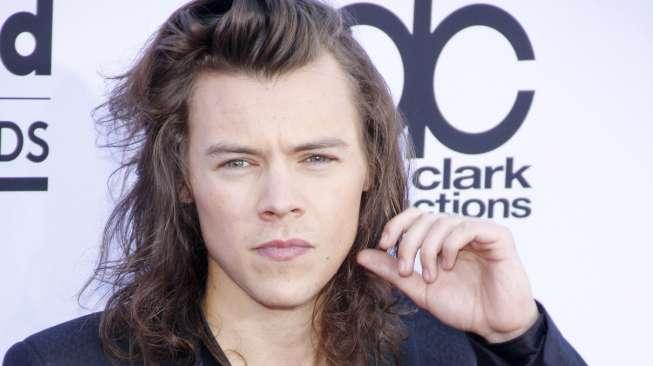 Harry Styles Jawab Isu Idap Penyakit Kelamin