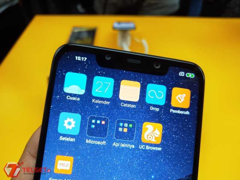 Cara Hilangkan Notch di Pocophone F1