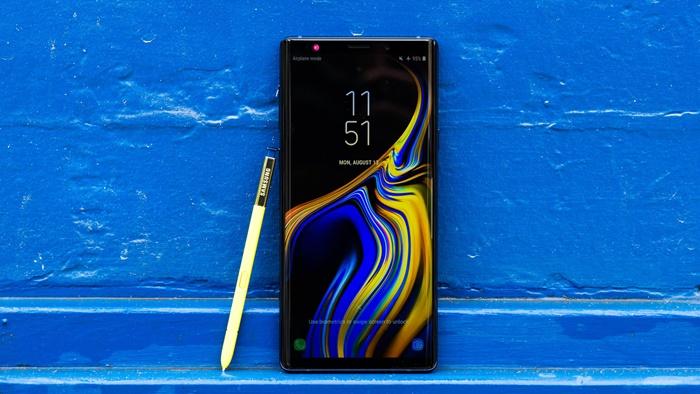 Kocak! Samsung Promosi Galaxy Note 9 Pakai iPhone