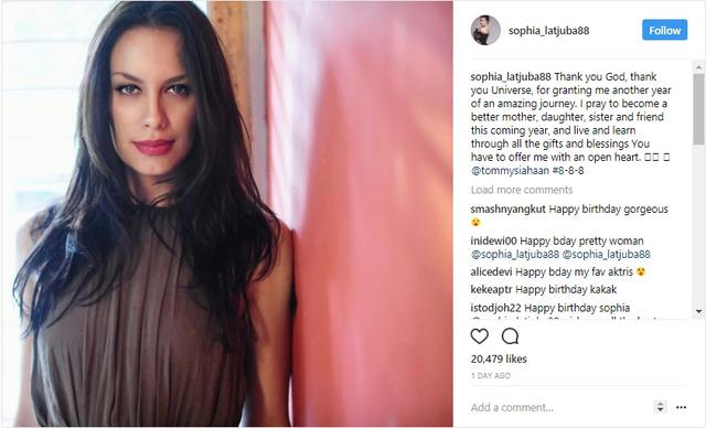 Sophia Latjuba Ulang Tahun ke- 47, Netizen: Malah Tambah Awet Muda