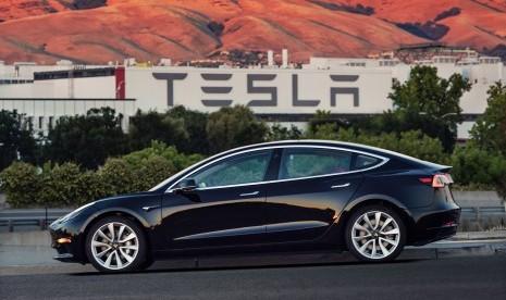 Tesla Hentikan Produksi Model 3 Karena Sejumlah Masalah