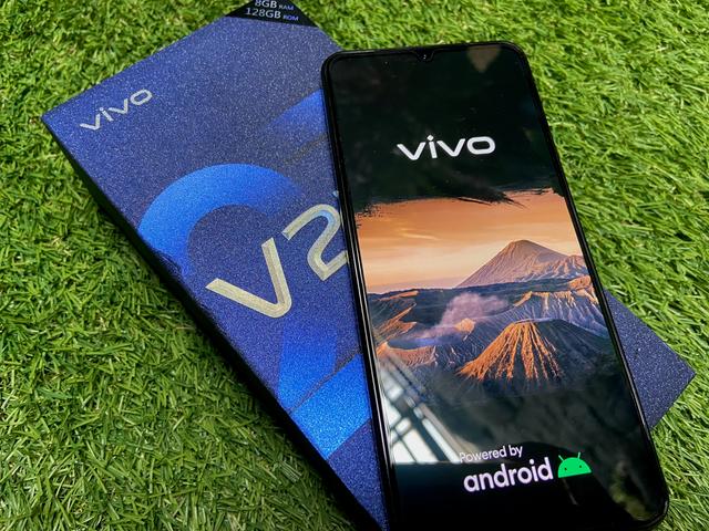 VIDEO: Review Vivo V23e, Rp4 Jutaan Dapat Apa Aja?