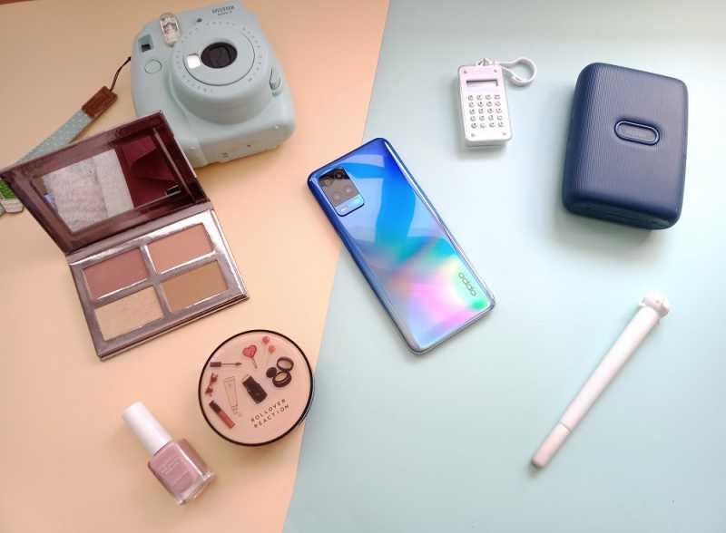 Oppo Kembangkan Ponsel Tanpa Port?